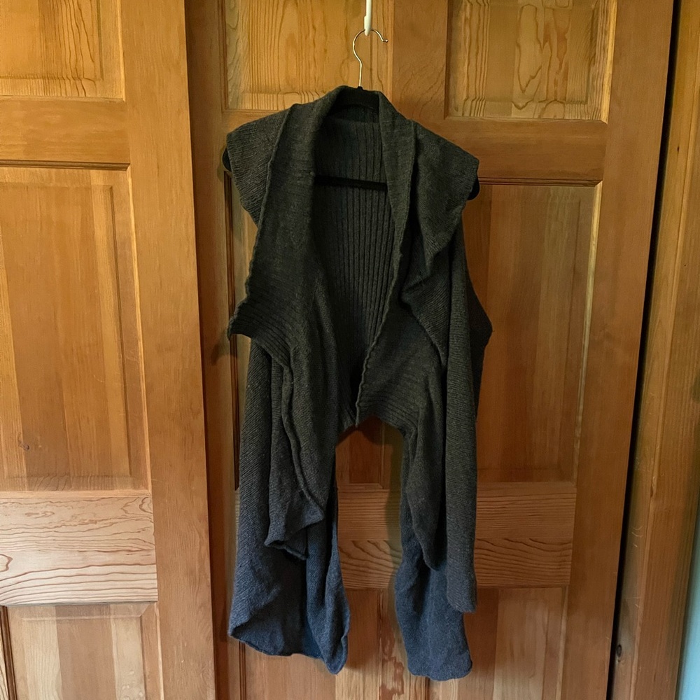 BLAYDE Sweater